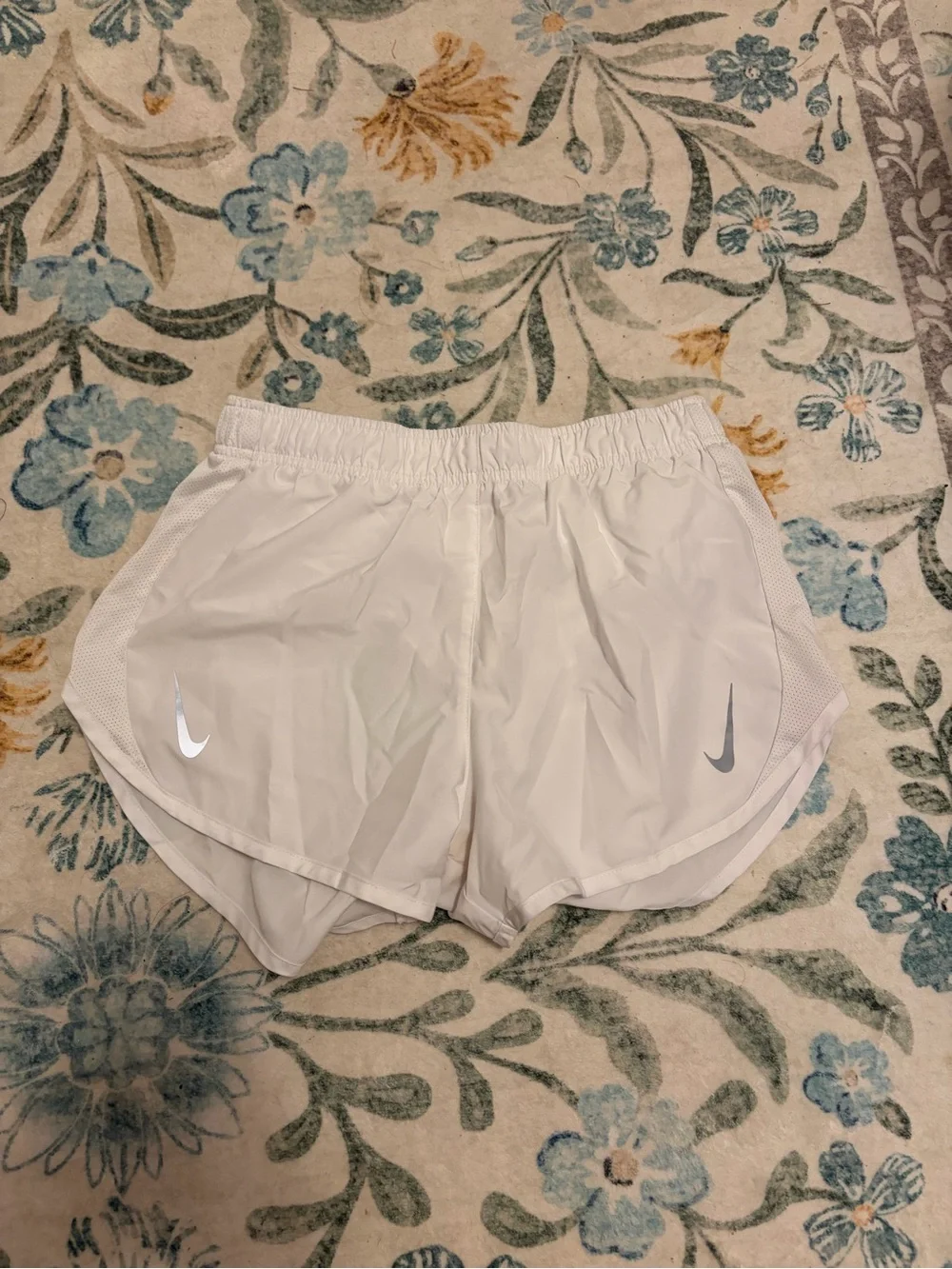 Nike White Athletic Running Shorts with Reflective Swoosh